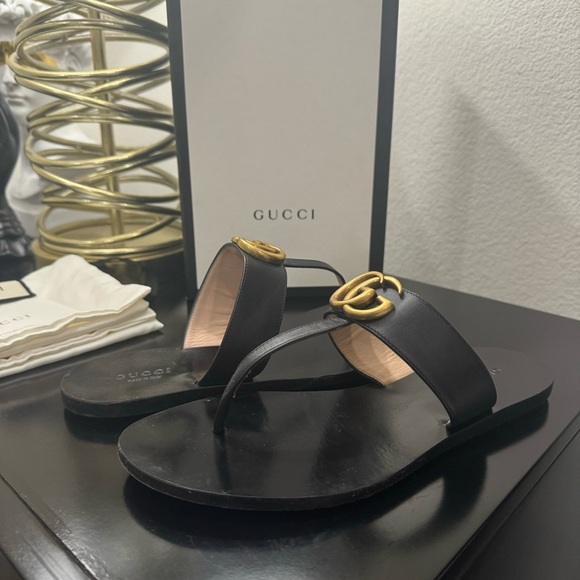 Gucci GG Leather Thong Sandal Black 37 - Picture 3 of 10